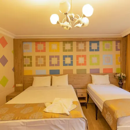 De Maree Hotel 3*