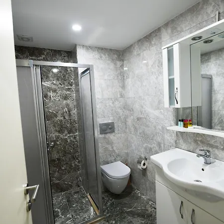 De Maree Hotell 3*