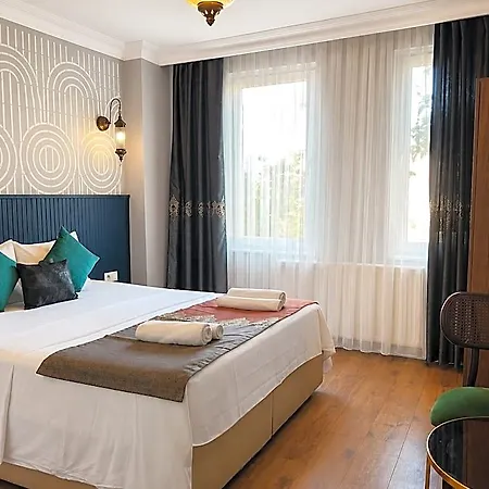 De Maree Hotel 3*
