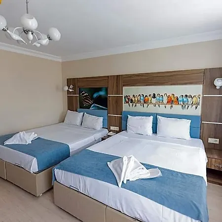De Maree Otel 3*