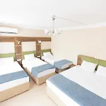 De Maree Hotel 3*